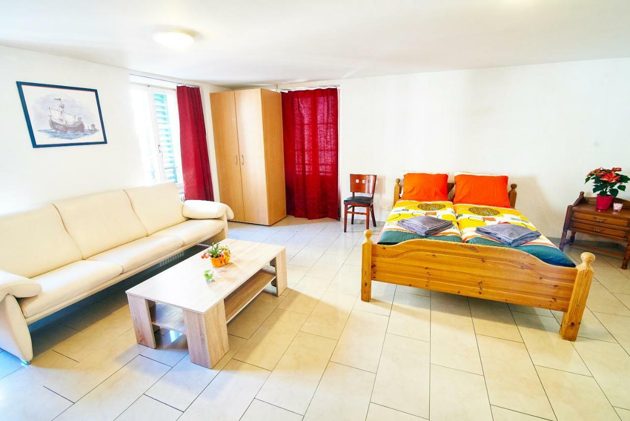 Central Park Holiday Apartment Інтерлакен Екстер'єр фото